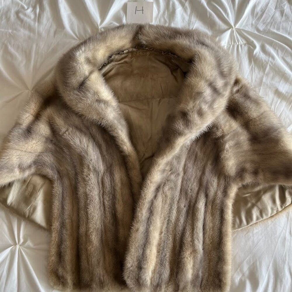 Vintage Blonde Fur Stole - One Size Fits All